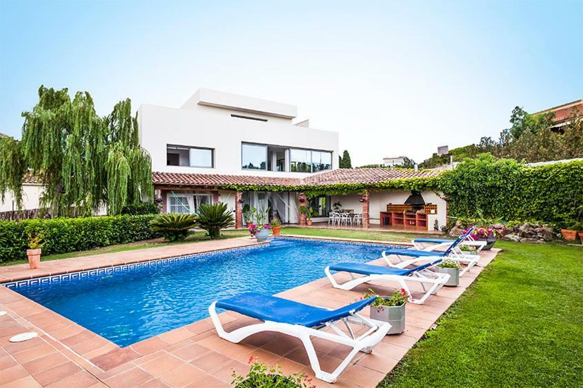 Villa Garriguella Kültér fotó