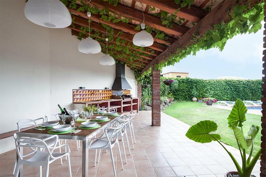 Villa Garriguella Kültér fotó